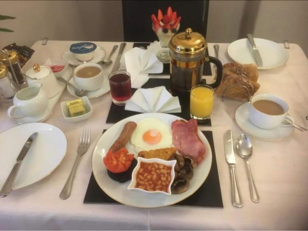 Crowndale Torquay - Exclusively For Adults Bed and Breakfast Exteriör bild